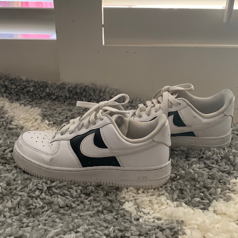 Nike Air Force 1’s Painted